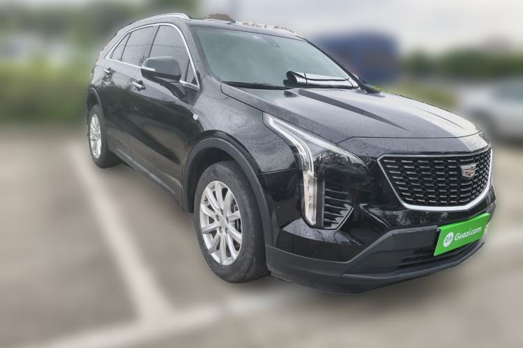 Used Cadillac XT4 2022 28T Two-Wheel Drive Fashion Edition Front Right 45 Deg