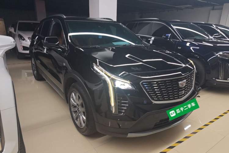 Used Cadillac XT4 2022 28T Two-Wheel Drive Prestige Version Front Right 45 Deg