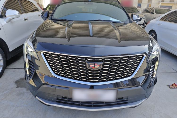 Used Cadillac XT4 2022 28T Two-Wheel-Drive Luxury Version Front