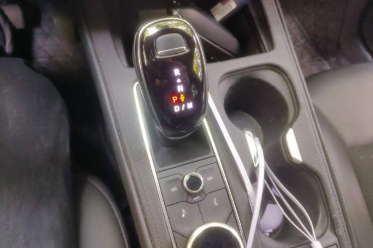 Used Cadillac XT4 2022 28T Two-Wheel Drive Fashion Edition Gear Lever