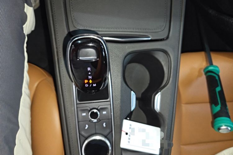 Used Cadillac XT4 2022 28T Two-Wheel Drive Prestige Version Gear Lever