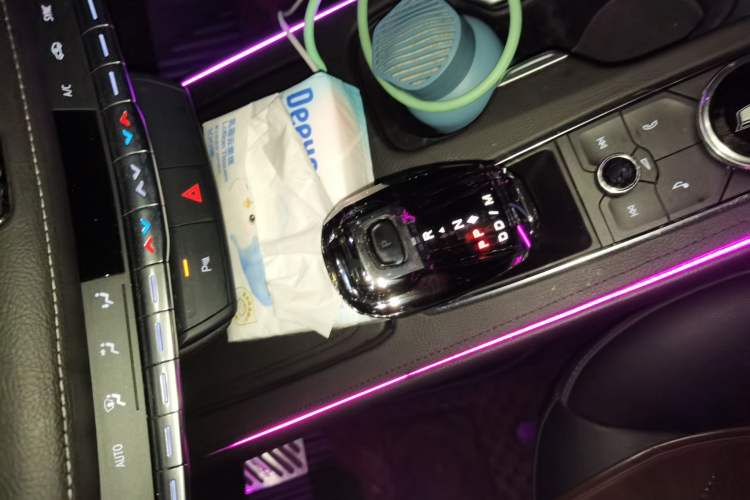 Used Cadillac XT4 2022 28T Two-Wheel Drive Fashion Edition Gear Lever