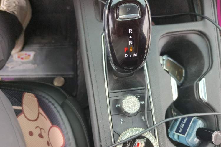 Used Cadillac XT4 2022 28T Two-Wheel Drive Fashion Edition Gear Lever
