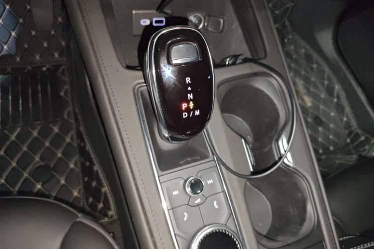 Used Cadillac XT4 2022 28T Two-Wheel Drive Fashion Edition Gear Lever