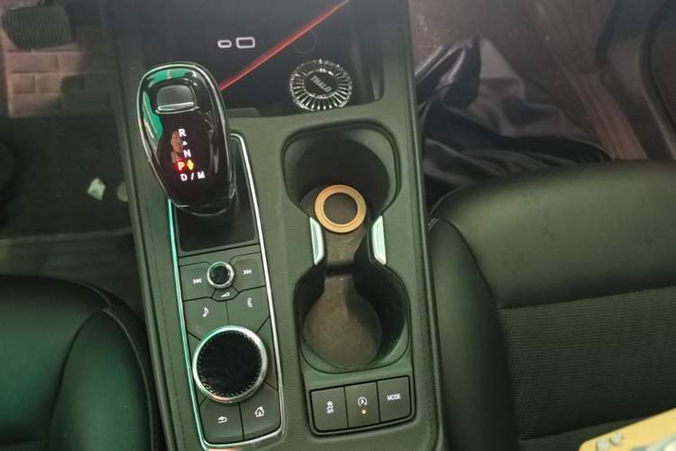 Used Cadillac XT4 2022 28T Two-Wheel Drive Fashion Edition Gear Lever