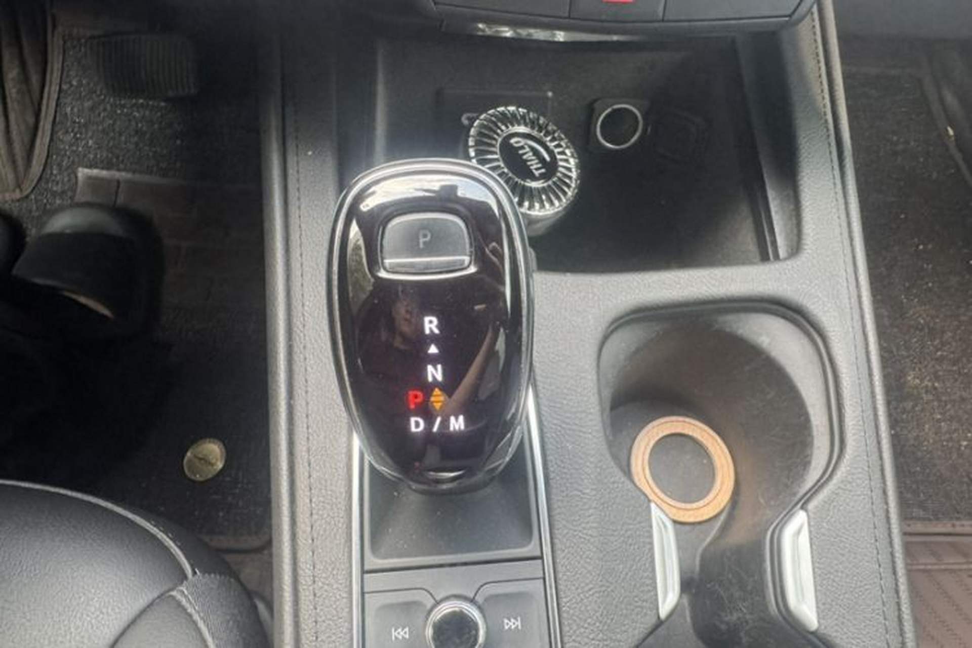 Used Cadillac XT4 2022 28T Two-Wheel Drive Fashion Edition Gear Lever
