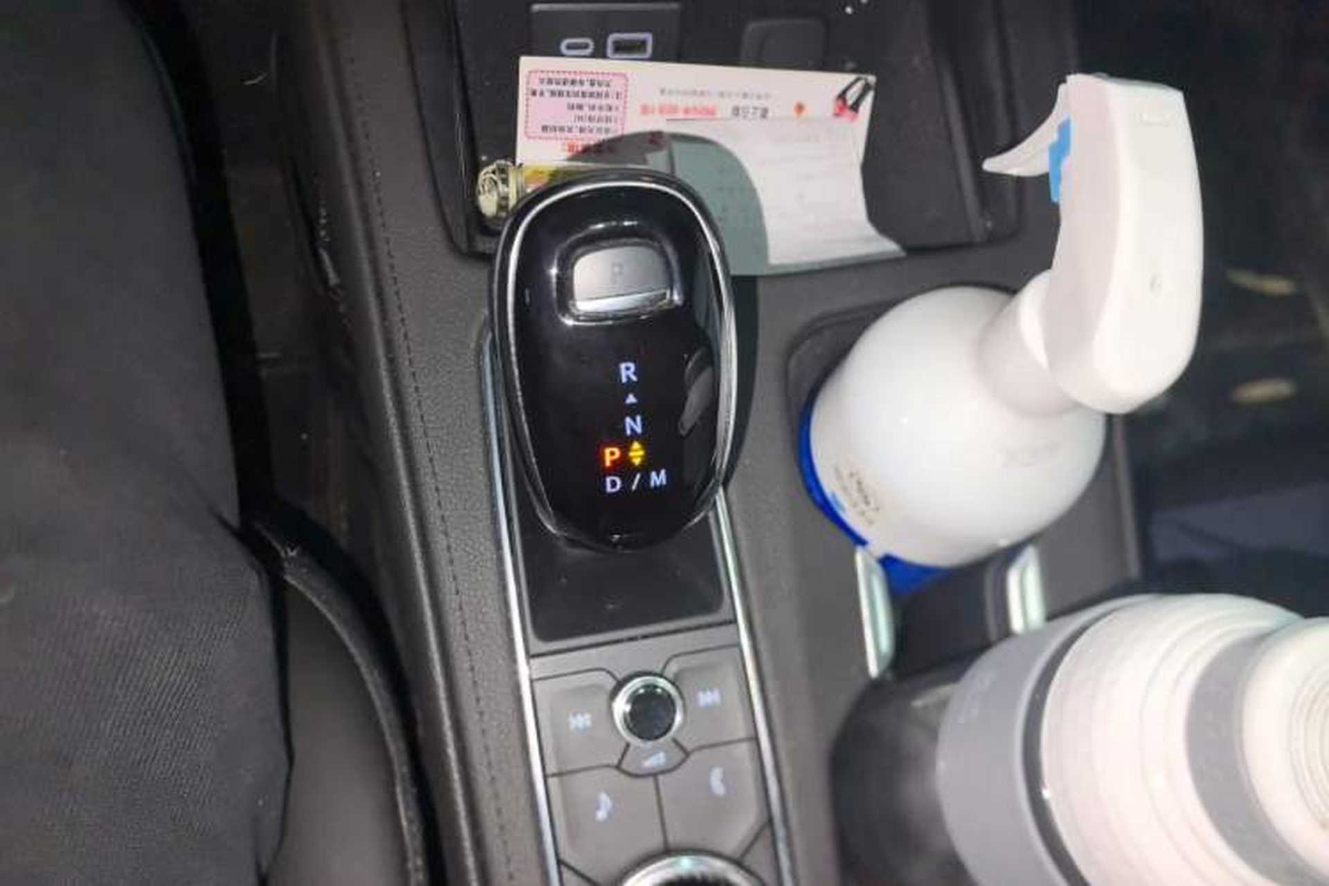 Used Cadillac XT4 2022 28T Two-Wheel-Drive Luxury Version Gear Lever