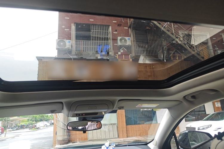 Used Cadillac XT4 2022 28T Two-Wheel-Drive Luxury Version Headliner