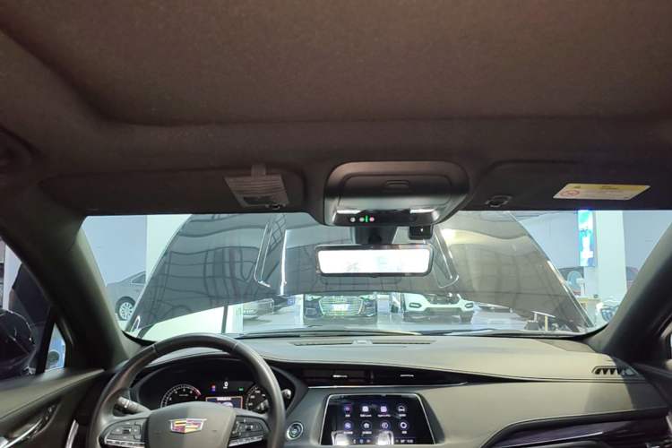 Used Cadillac XT4 2022 28T Two-Wheel Drive Fashion Edition Headliner