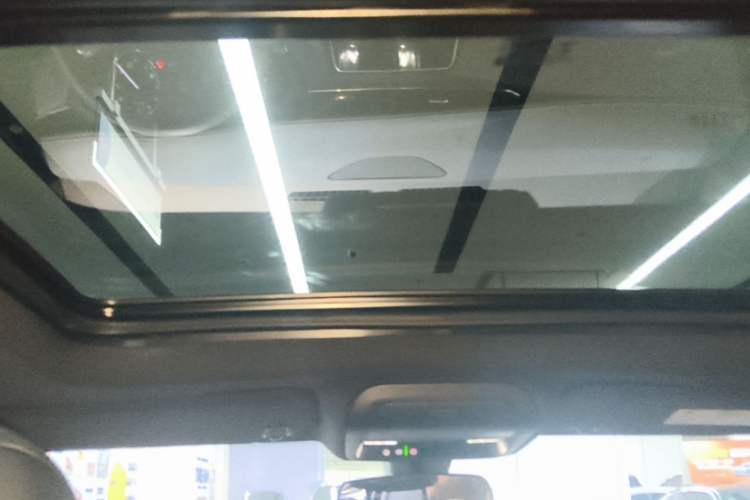 Used Cadillac XT4 2022 28T Two-Wheel Drive Fashion Edition Headliner
