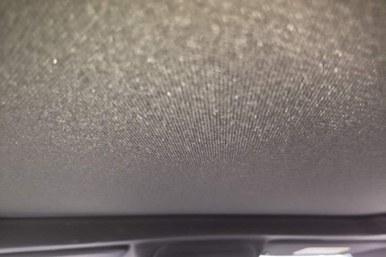 Used Cadillac XT4 2022 28T Two-Wheel-Drive Luxury Version Headliner