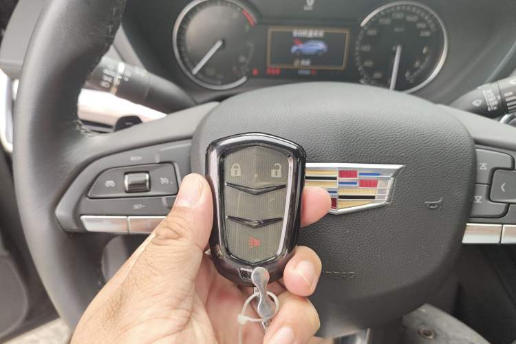 Used Cadillac XT4 2022 28T Two-Wheel Drive Fashion Edition Interior 1