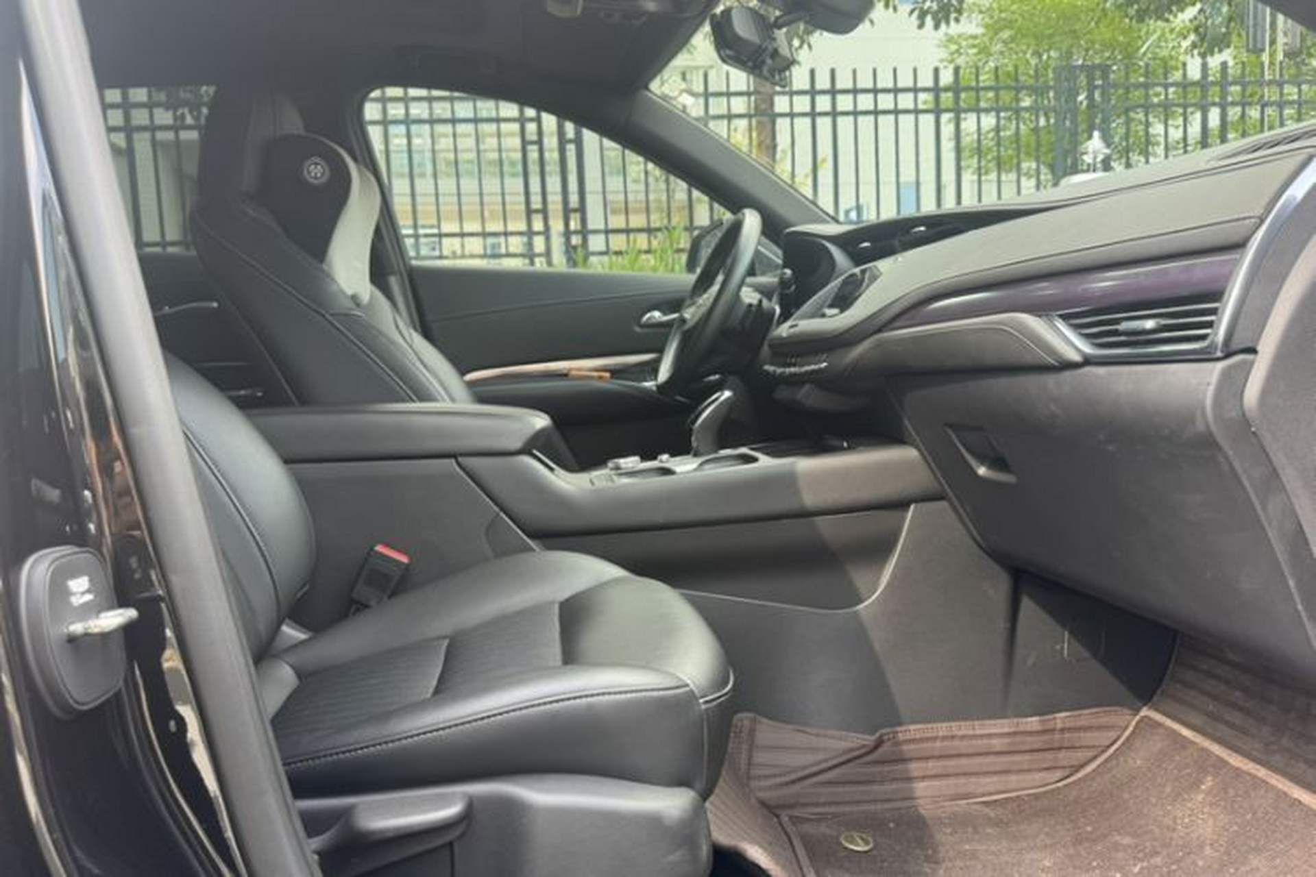 Used Cadillac XT4 2022 28T Two-Wheel Drive Fashion Edition Interior 1