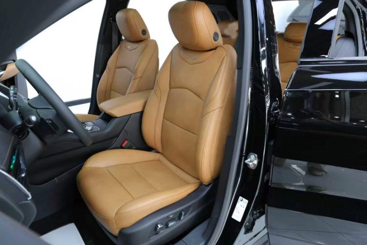 Used Cadillac XT4 2022 28T Four-Wheel Drive Prestige Version Interior 2