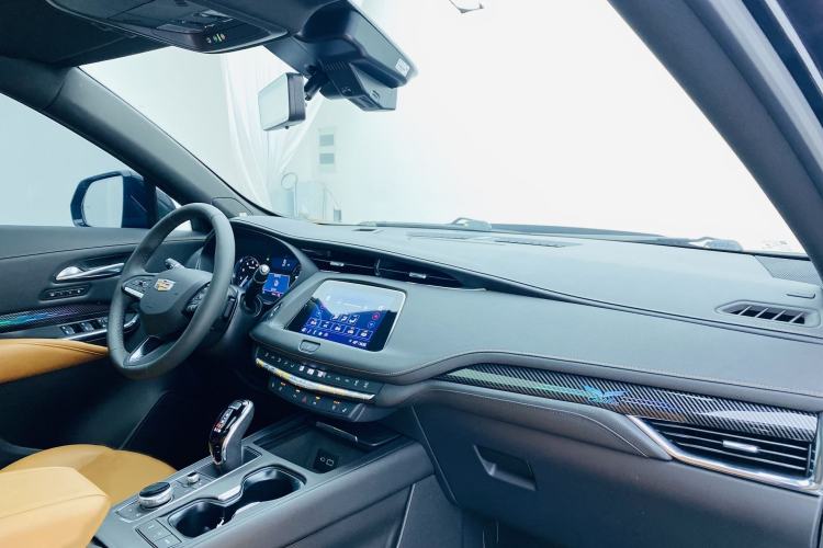 Used Cadillac XT4 2022 28T Four-Wheel Drive Prestige Version Interior 5