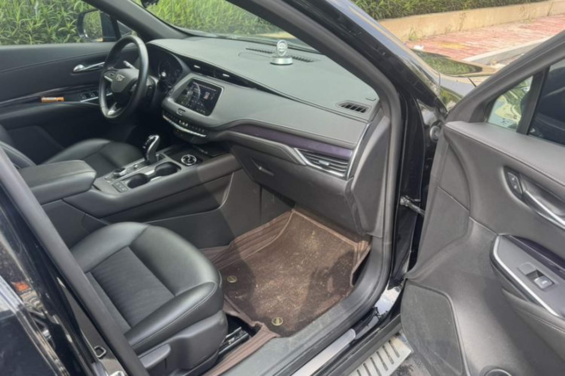 Used Cadillac XT4 2022 28T Two-Wheel Drive Fashion Edition Interior 6