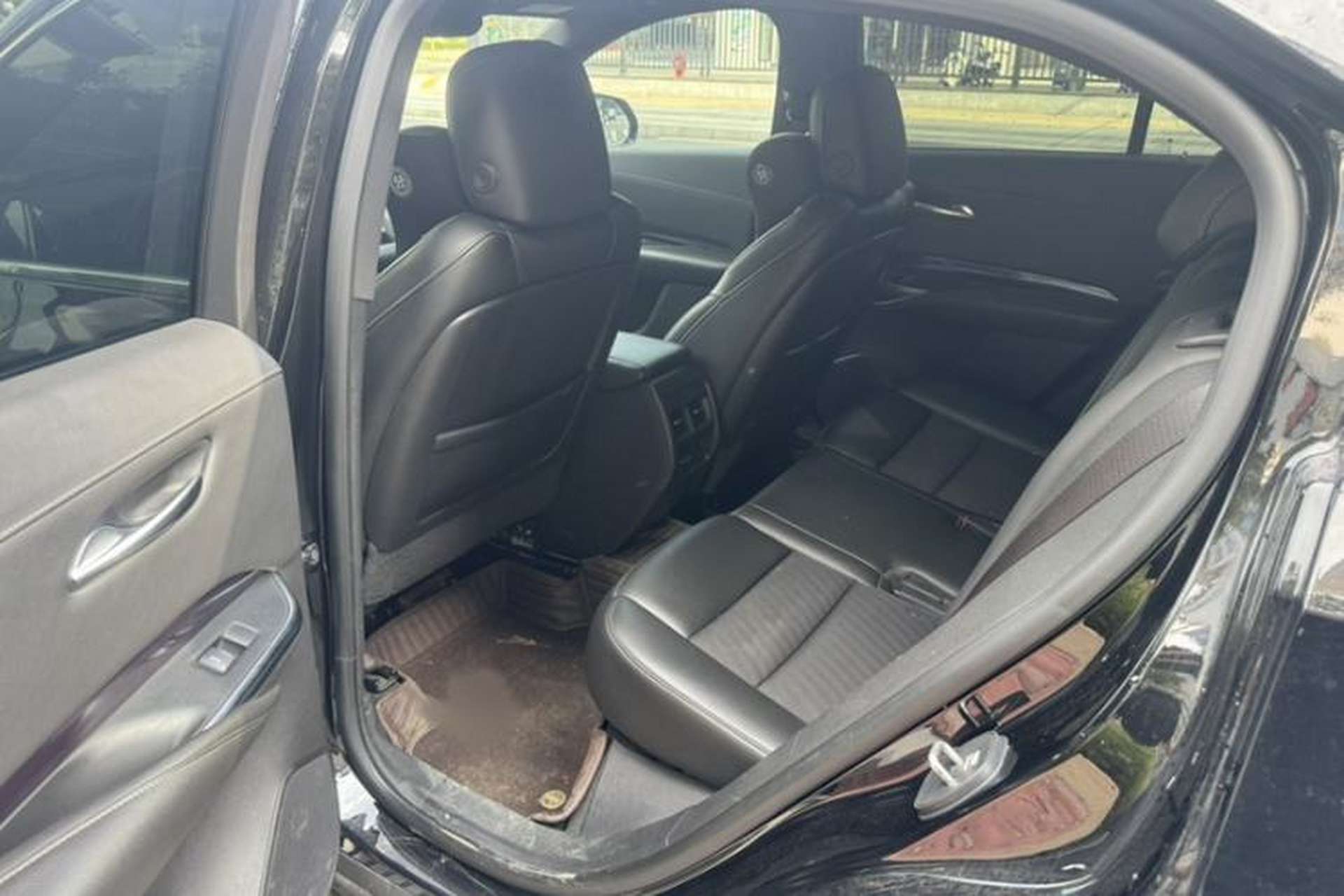 Used Cadillac XT4 2022 28T Two-Wheel Drive Fashion Edition Interior 7