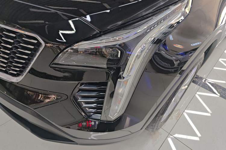 Used Cadillac XT4 2022 28T Two-Wheel Drive Fashion Edition Left Front Headlight
