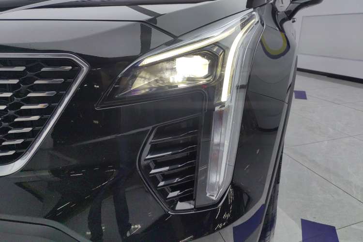 Used Cadillac XT4 2022 28T Two-Wheel Drive Fashion Edition Left Front Headlight