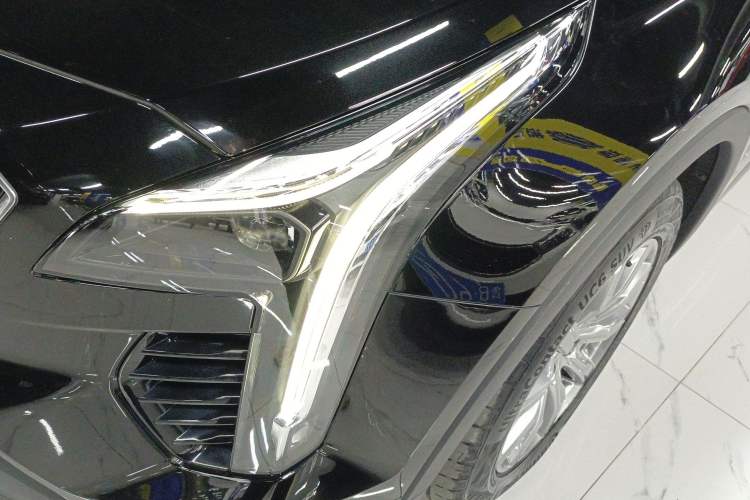 Used Cadillac XT4 2022 28T Two-Wheel-Drive Luxury Version Left Front Headlight