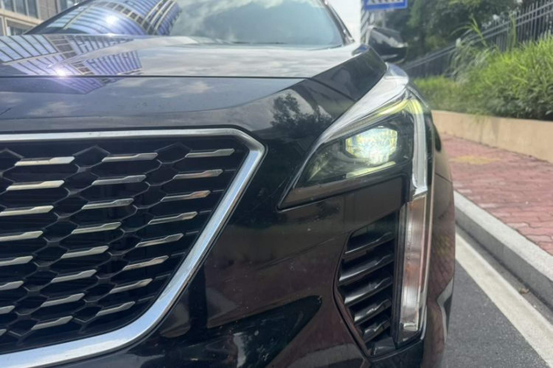 Used Cadillac XT4 2022 28T Two-Wheel Drive Fashion Edition Left Front Headlight