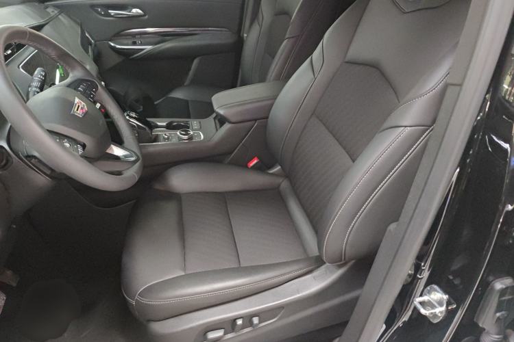 Used Cadillac XT4 2022 28T Two-Wheel Drive Fashion Edition Left Front Seat