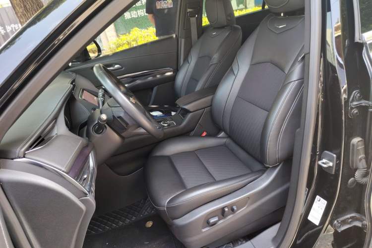 Used Cadillac XT4 2022 28T Two-Wheel Drive Fashion Edition Left Front Seat