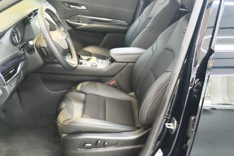 Used Cadillac XT4 2022 28T Two-Wheel Drive Fashion Edition Left Front Seat