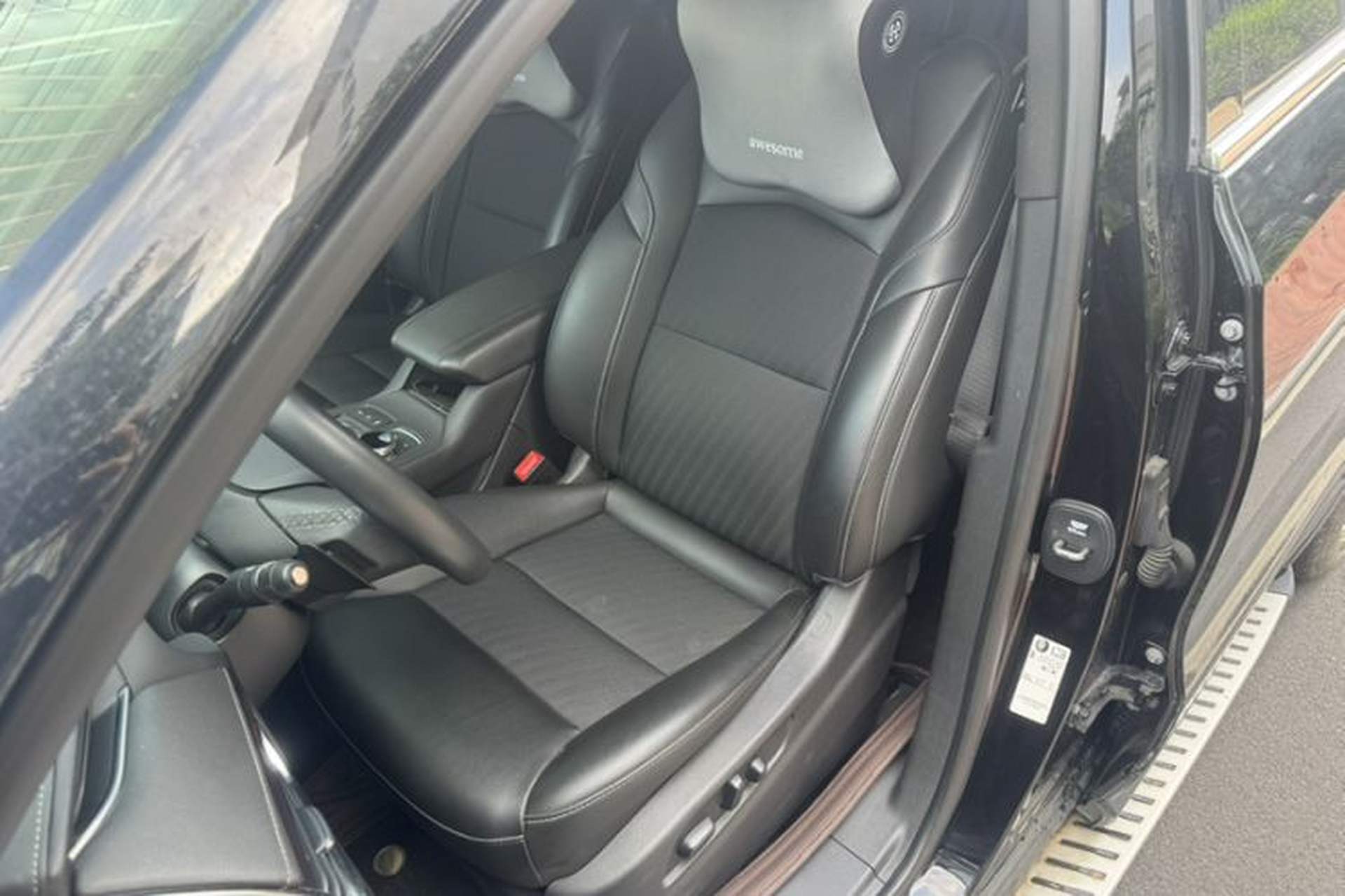 Used Cadillac XT4 2022 28T Two-Wheel Drive Fashion Edition Left Front Seat