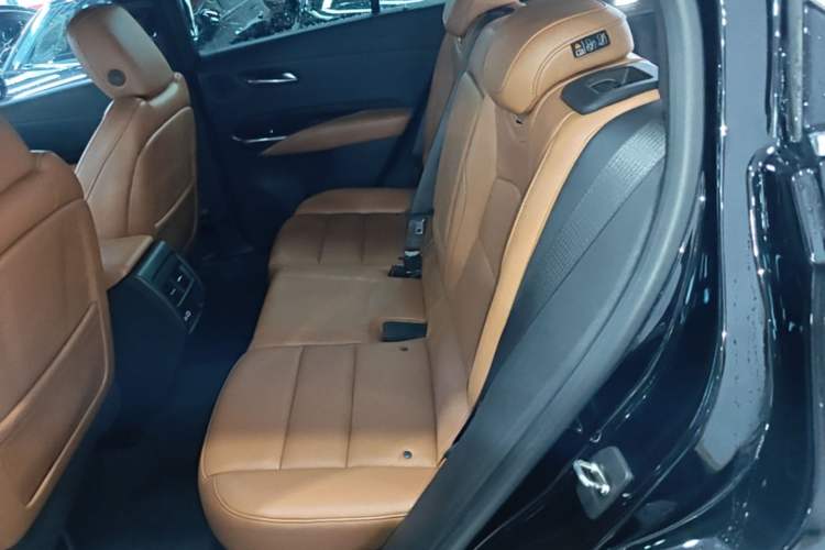 Used Cadillac XT4 2022 28T Two-Wheel Drive Prestige Version Left Rear Seat