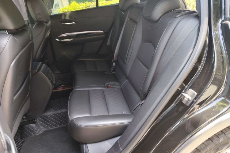 Used Cadillac XT4 2022 28T Two-Wheel Drive Fashion Edition Left Rear Seat