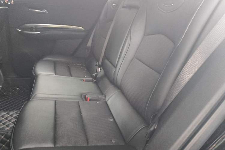 Used Cadillac XT4 2022 28T Two-Wheel Drive Fashion Edition Left Rear Seat