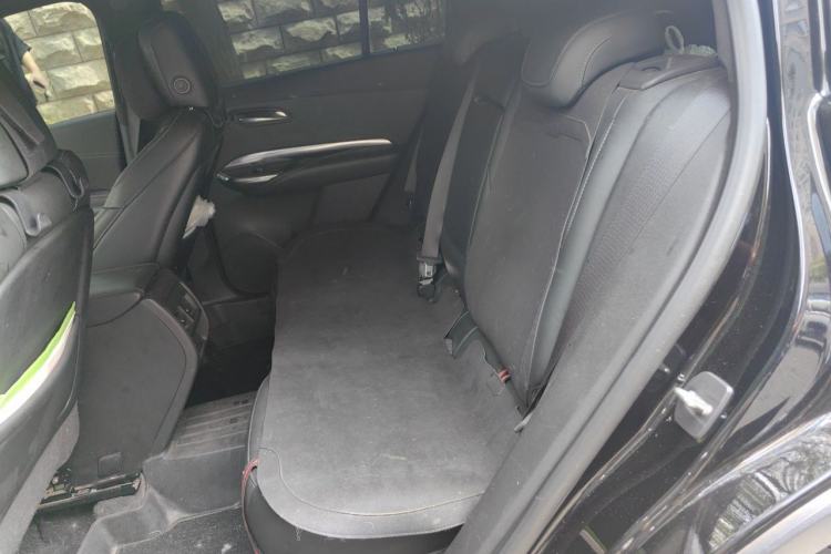 Used Cadillac XT4 2022 28T Two-Wheel Drive Fashion Edition Left Rear Seat