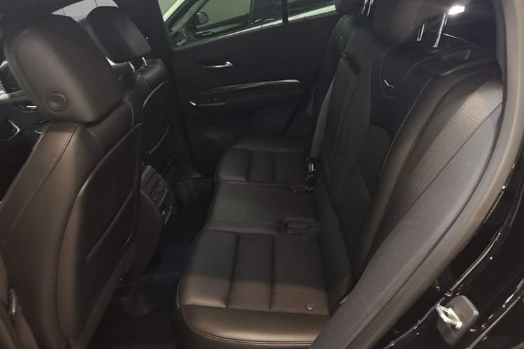 Used Cadillac XT4 2022 28T Two-Wheel Drive Fashion Edition Left Rear Seat