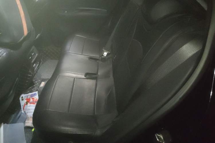 Used Cadillac XT4 2022 28T Two-Wheel Drive Fashion Edition Left Rear Seat