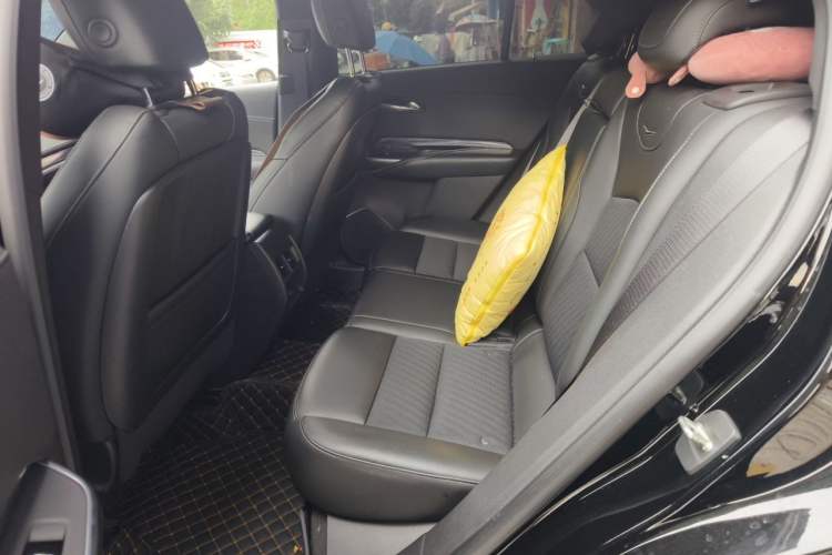 Used Cadillac XT4 2022 28T Two-Wheel Drive Fashion Edition Left Rear Seat