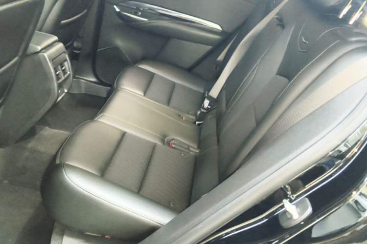 Used Cadillac XT4 2022 28T Two-Wheel Drive Fashion Edition Left Rear Seat
