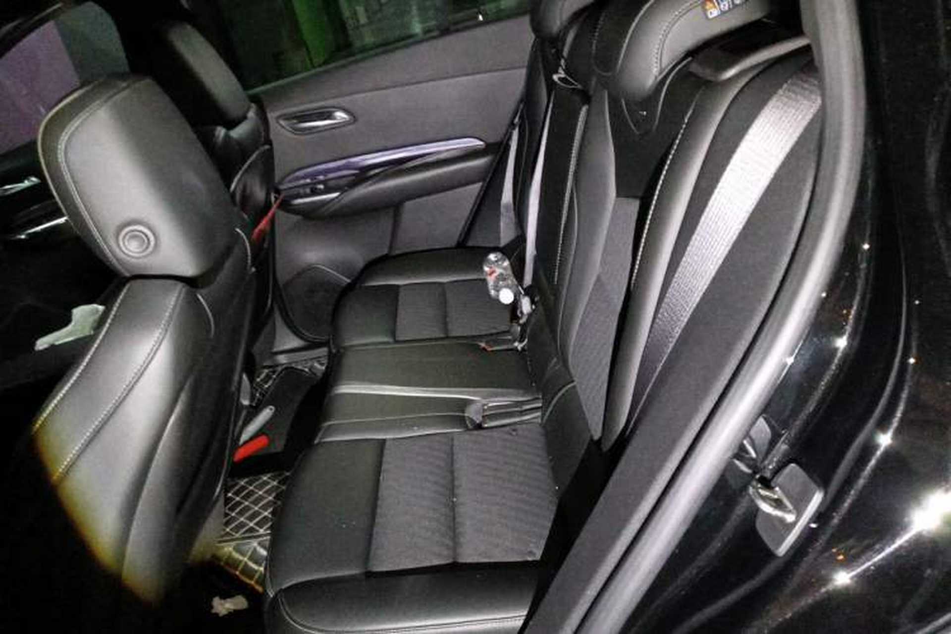 Used Cadillac XT4 2022 28T Two-Wheel Drive Fashion Edition Left Rear Seat