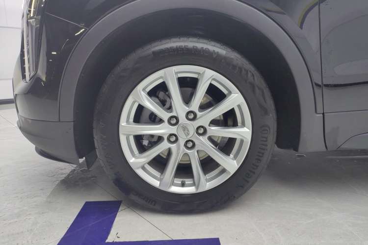 Used Cadillac XT4 2022 28T Two-Wheel Drive Fashion Edition Left Rear Wheel Hub