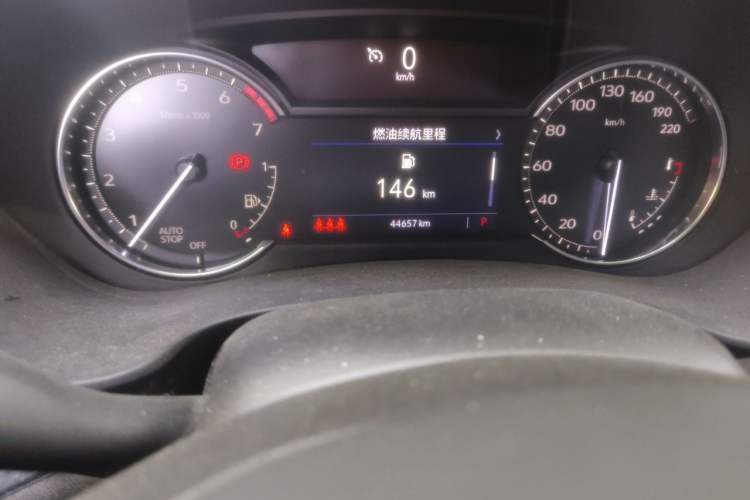 Used Cadillac XT4 2022 28T Two-Wheel Drive Fashion Edition Odometer Close Up
