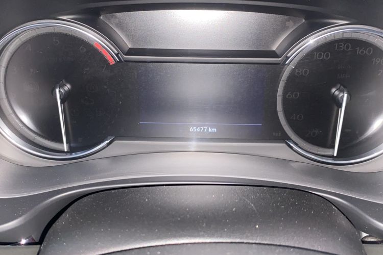 Used Cadillac XT4 2022 28T Two-Wheel Drive Fashion Edition Odometer Close Up
