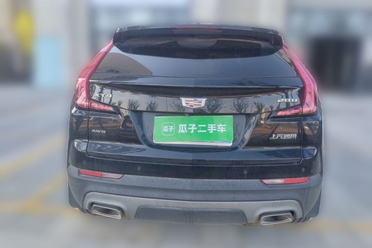 Used Cadillac XT4 2022 28T Two-Wheel-Drive Luxury Version Rear