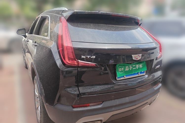 Used Cadillac XT4 2022 28T Two-Wheel-Drive Luxury Version Rear Left 45 Deg