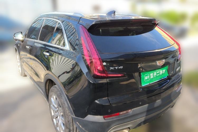 Used Cadillac XT4 2022 28T Two-Wheel-Drive Luxury Version Rear Left 45 Deg