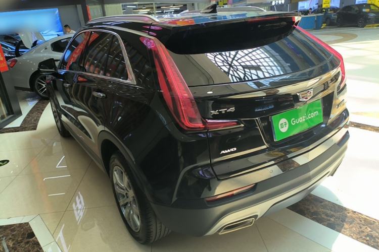 Used Cadillac XT4 2022 28T Two-Wheel-Drive Luxury Version Rear Left 45 Deg