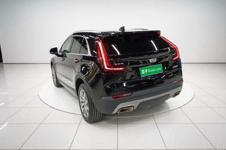 Used Cadillac XT4 2022 28T Two-Wheel-Drive Luxury Version Rear Left 45 Deg