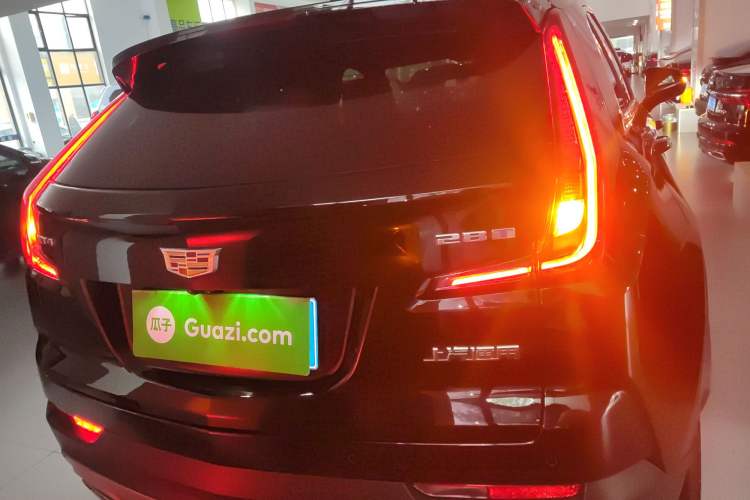 Used Cadillac XT4 2022 28T Two-Wheel Drive Prestige Version Rear
