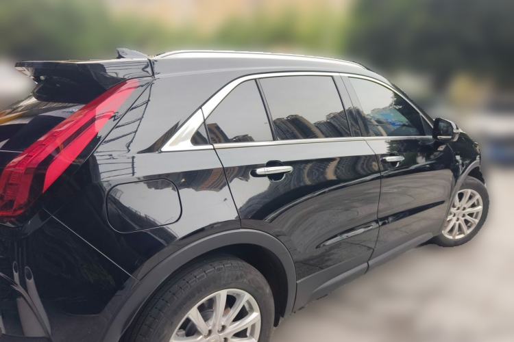 Used Cadillac XT4 2022 28T Two-Wheel Drive Fashion Edition Rear Right 45 Deg