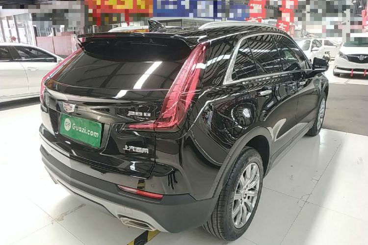 Used Cadillac XT4 2022 28T Two-Wheel-Drive Luxury Version Rear Right 45 Deg