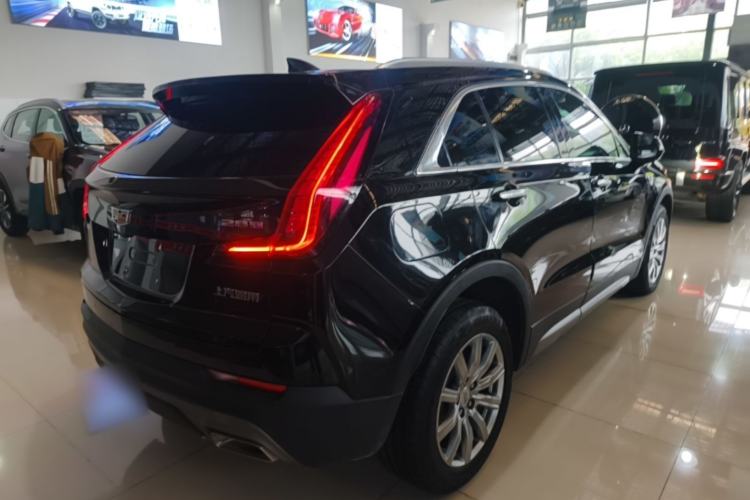 Used Cadillac XT4 2022 28T Two-Wheel Drive Prestige Version Rear Right 45 Deg